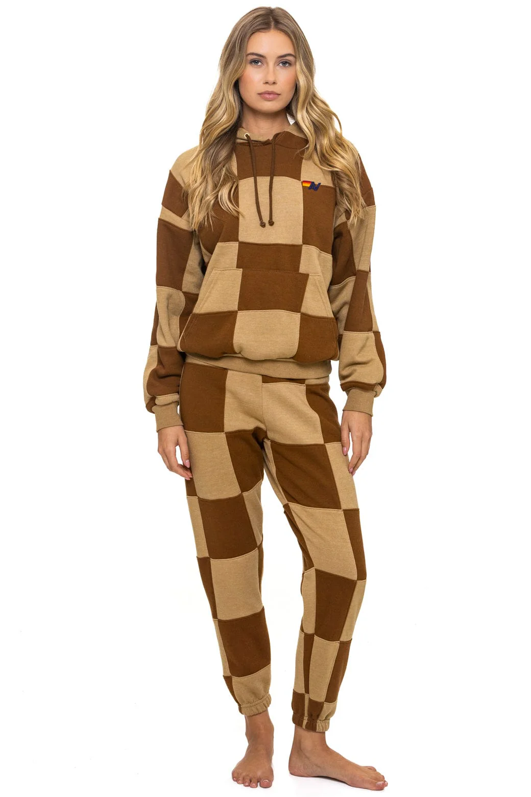 CHECK QUILT RELAXED PULLOVER HOODIE - TAN // CINNAMON - Image 10