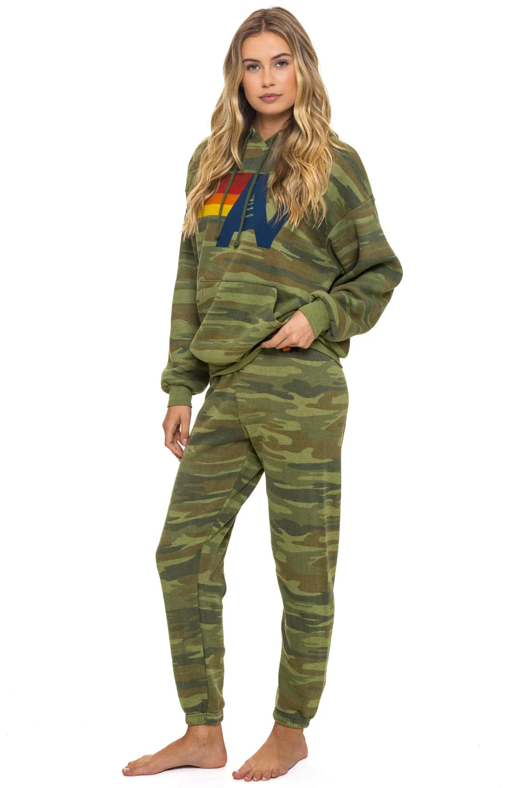 LOGO PULLOVER RELAXED HOODIE - CAMO - Image 12