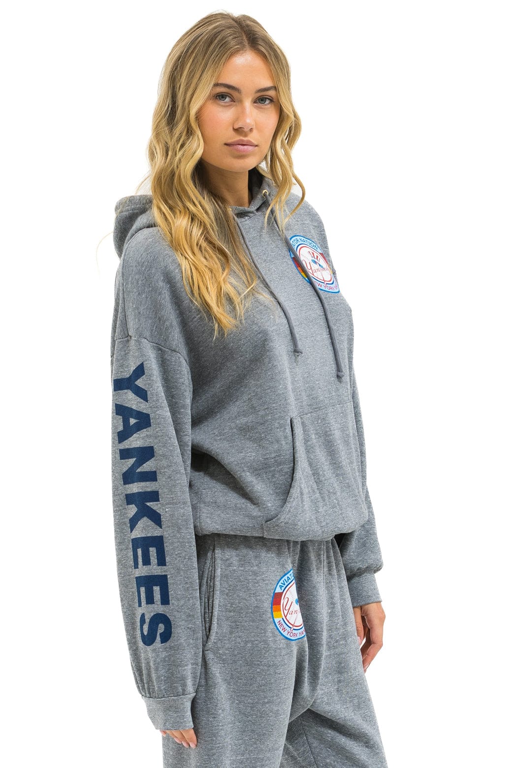 NY YANKEES RELAXED PULLOVER HOODIE - HEATHER GREY - Image 3